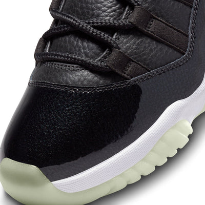 AIR JORDAN MENS 11 LOW '72-10' SHOES