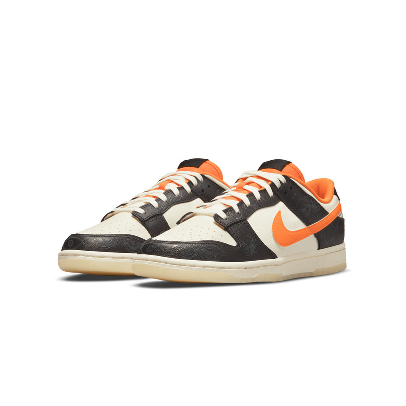 NIKE DUNK LOW HALLOWEEN SHOES