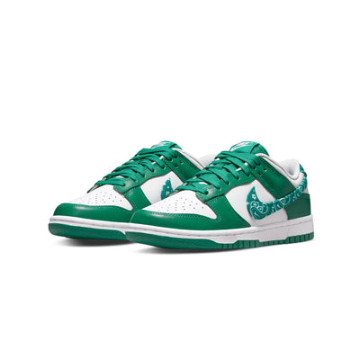 NIKE WOMENS DUNK LOW PAISLEY SHOES