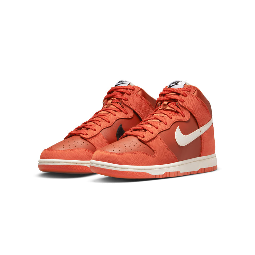 NIKE MENS DUNK HIGH RETRO PREMIUM EMB SHOES