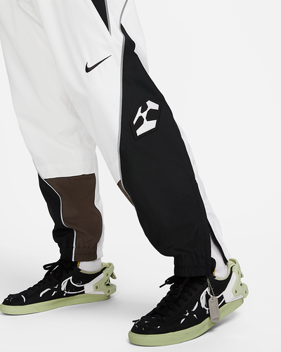 Nike x ACRONYM®